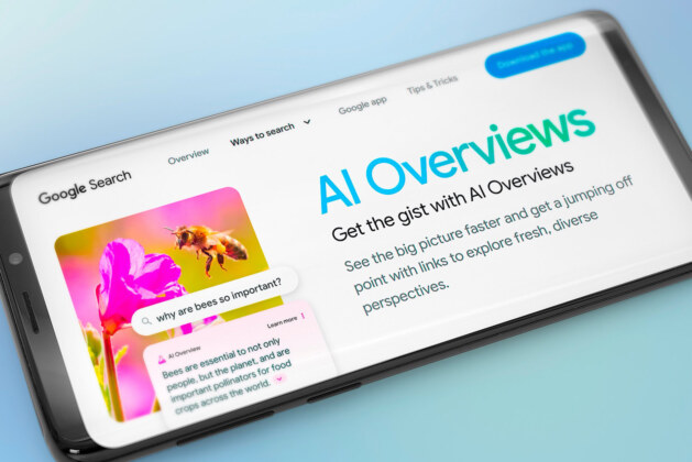 Google’s AI Overviews Coincide With Drop In Mobile Searches