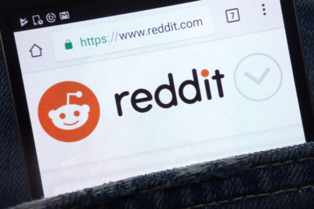 Reddit introduces AI-powered keyword targeting features